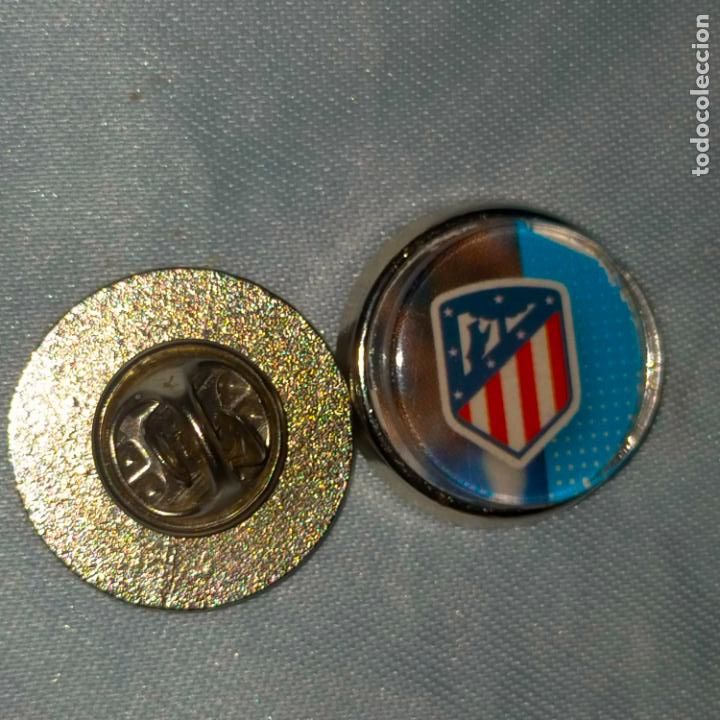 Collection pins: PIN REDONDO METAL - FUTBOL CLUB JUGADOR EQUIPO - f&uacute;tbol Atl&eacute;tico de Madrid