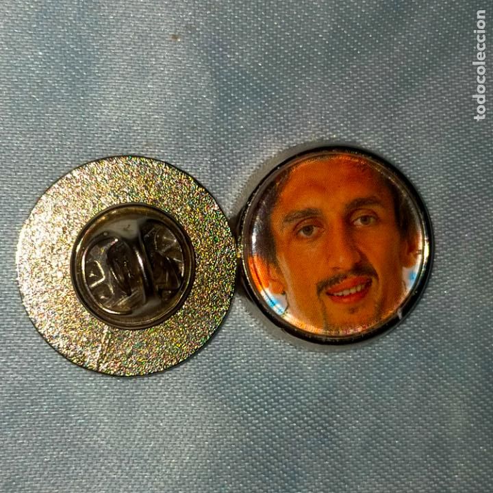 Collection pins: PIN REDONDO METAL - FUTBOL CLUB JUGADOR EQUIPO - f&uacute;tbol Atl&eacute;tico de Madrid