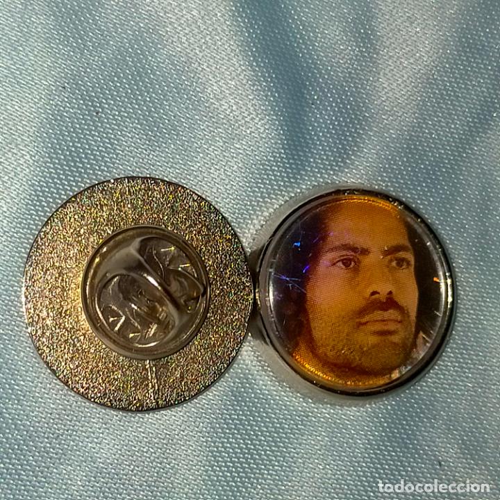 Collection pins: PIN REDONDO METAL - FUTBOL CLUB JUGADOR EQUIPO - f&uacute;tbol deportivo Osasuna