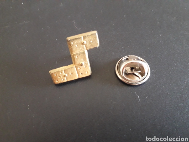 Pins de colecci&oacute;n: PIN JUEGO DE DOMIN&Oacute; PEDIDO M&Iacute;NIMO 3&euro;