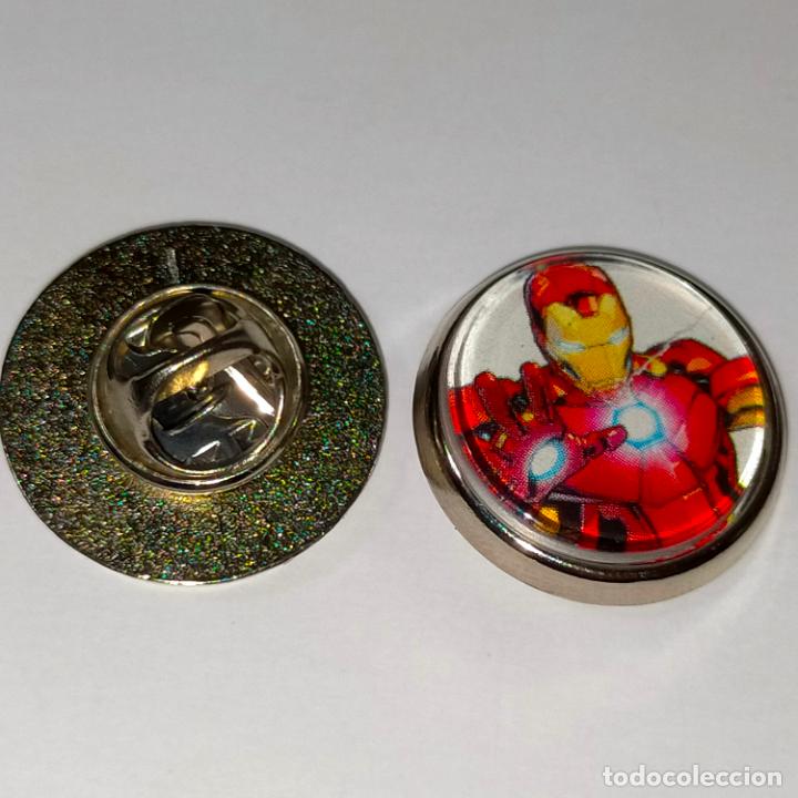 Collection pins: PIN REDONDO METAL - FUTBOL CLUB JUGADOR EQUIPO - superh&eacute;roes Marvel Vengadores.