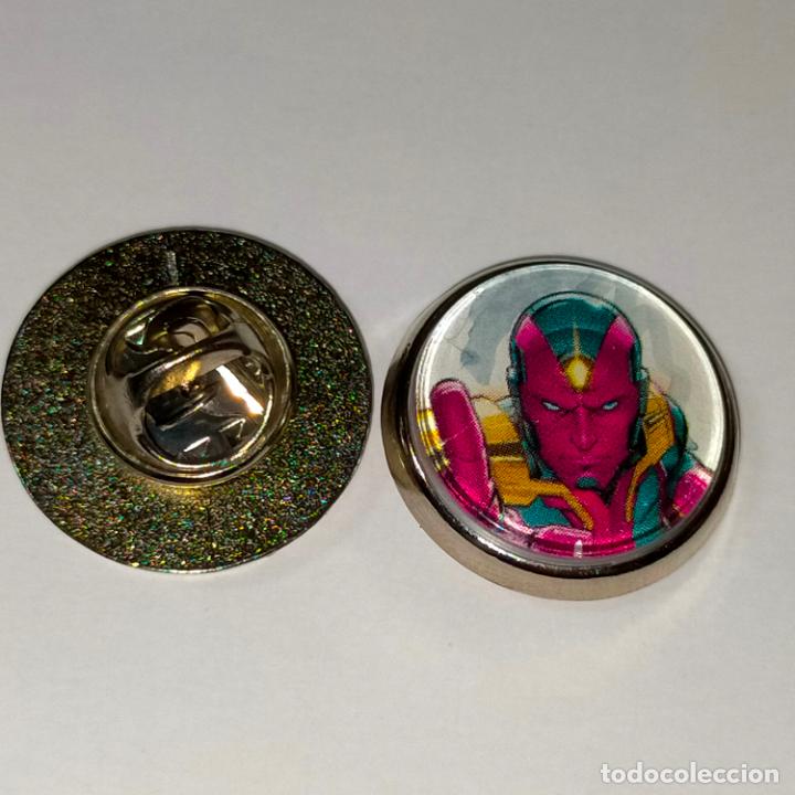 Collection pins: PIN REDONDO METAL - FUTBOL CLUB JUGADOR EQUIPO - superh&eacute;roes Marvel Vengadores.