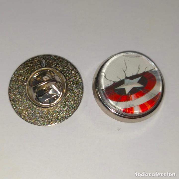 Pins de colecci&oacute;n: PIN REDONDO METAL - FUTBOL CLUB JUGADOR EQUIPO - superh&eacute;roes Marvel Vengadores.