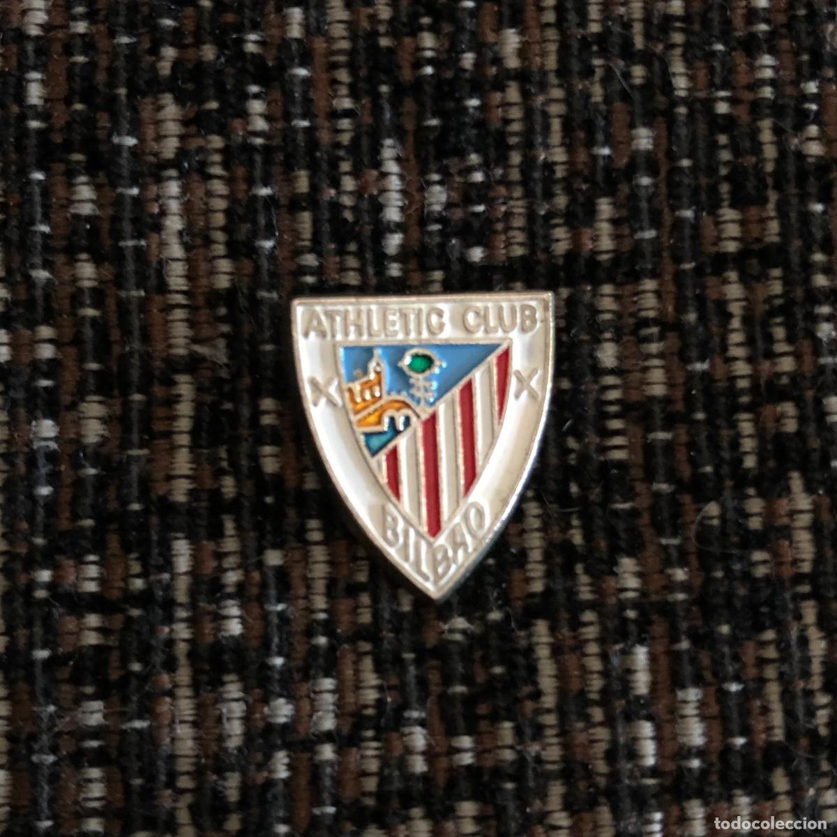 Pins e Spille di collezione: ANTIGUO PIN CIERRE PINCHO ESCUDO ATHLETIC CLUB DE BILBAO LIGA FUTBOL MUY BUEN ESTADO 2 CMS. APROX.