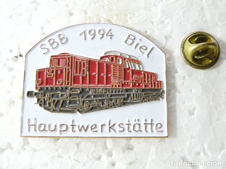 Pins de colecci&oacute;n: PIN DE TRENES FERROCARRILES. SUIZA. SBB CFF FFS. 1994 BIEL HAUPTWERKST&Auml;TTE