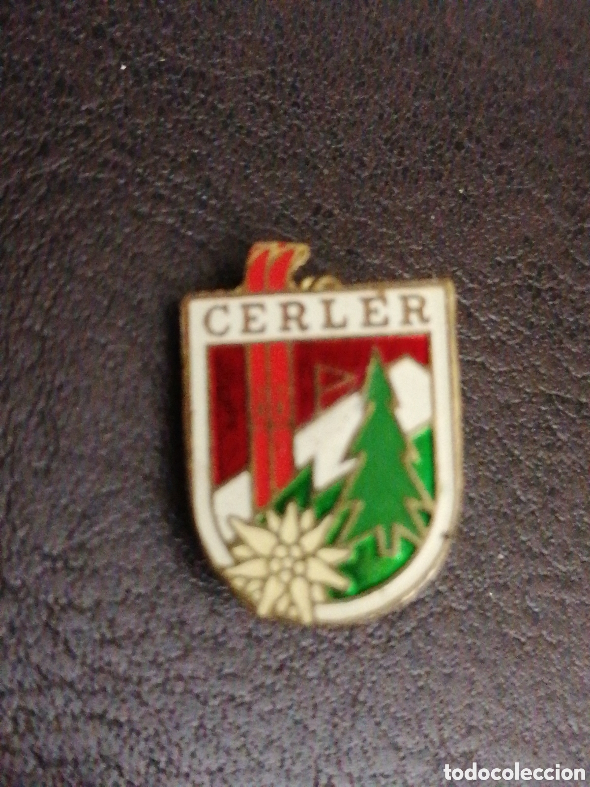 Pins de colecci&oacute;n: Pin estaci&oacute;n de esqu&iacute; Cerler Pirineo aragon&eacute;s pin tipo e insignia tipo imperdible