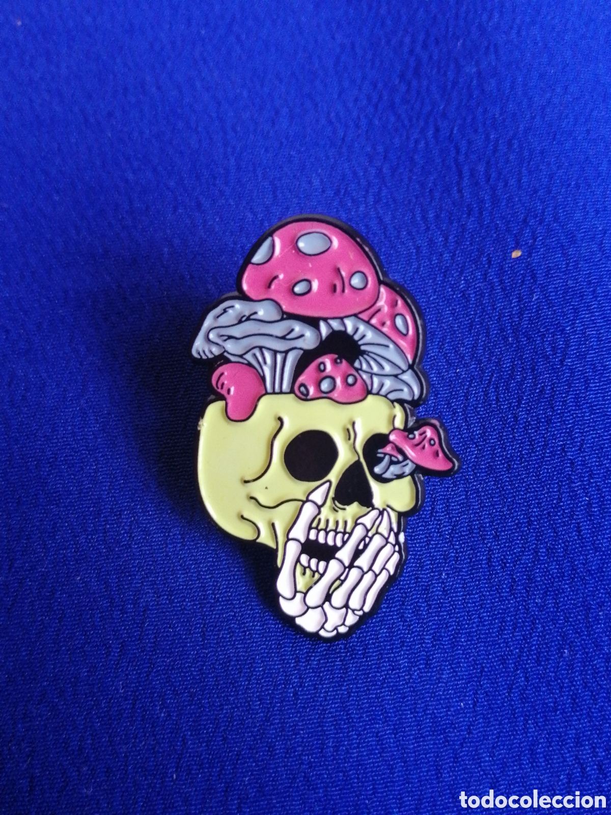 Pins de colecci&oacute;n: CALAVERA PIN