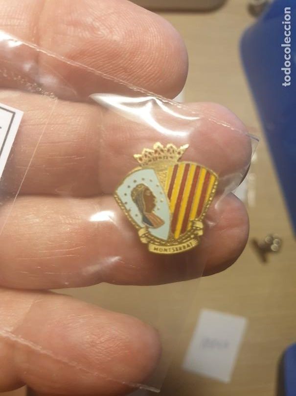 Pins de colecci&oacute;n: Insignia VIRGEN DE MONTSERRAT