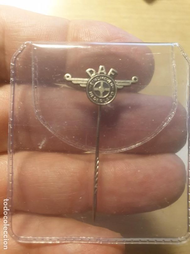 Pins de colecci&oacute;n: Insignia DAF - Foto 1