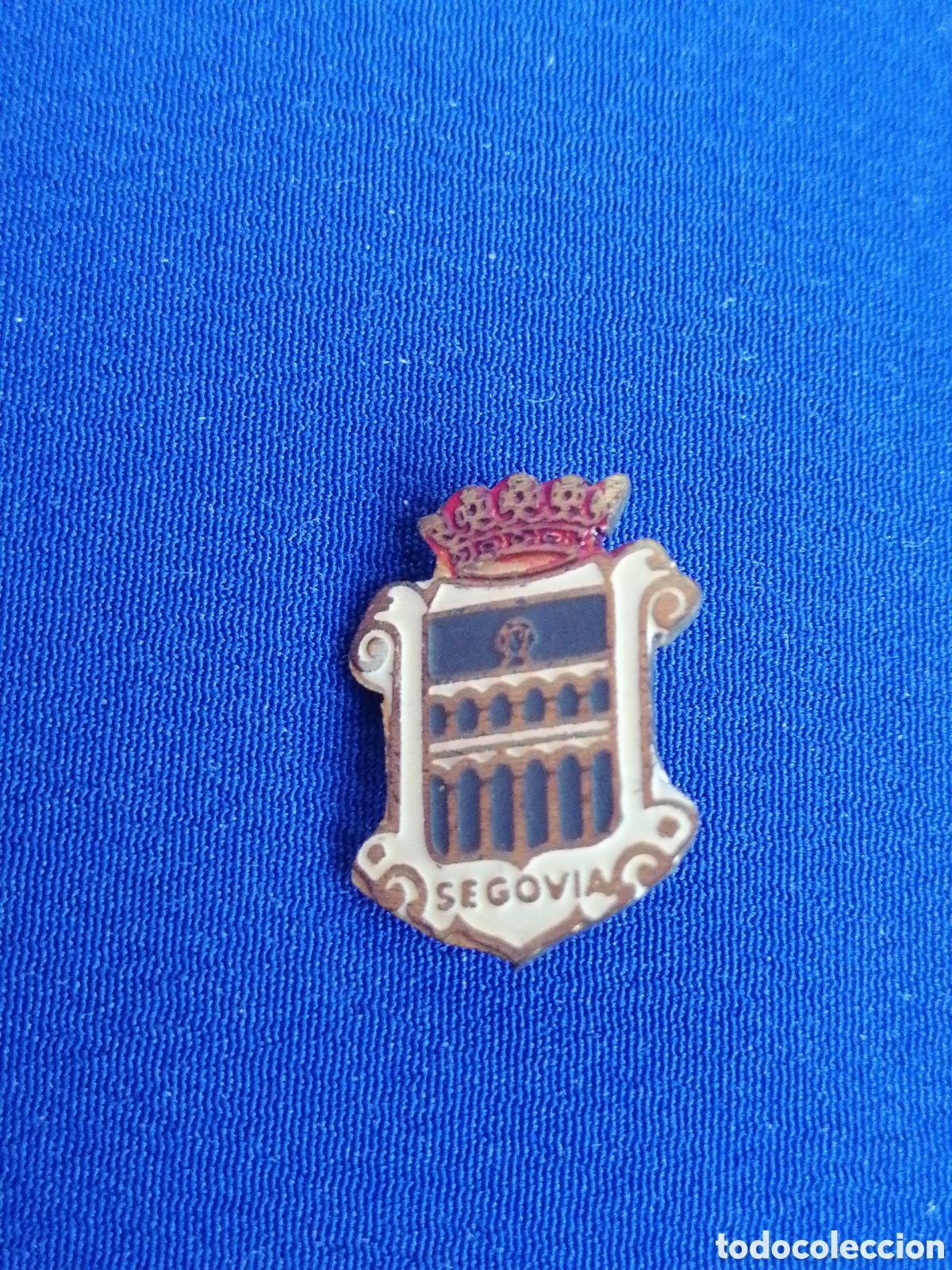 Sammlung von Pins: SEGOVIA ESCUDO HER&Aacute;LDICO INSIGNIA DE ALFILER ANTIGUA
