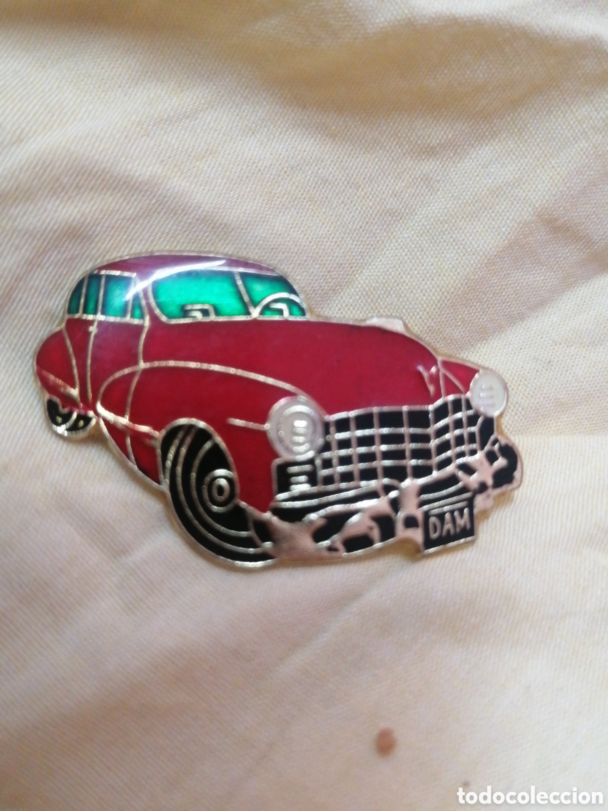 Pins de colecci&oacute;n: Pin coche cl&aacute;sico - Foto 1