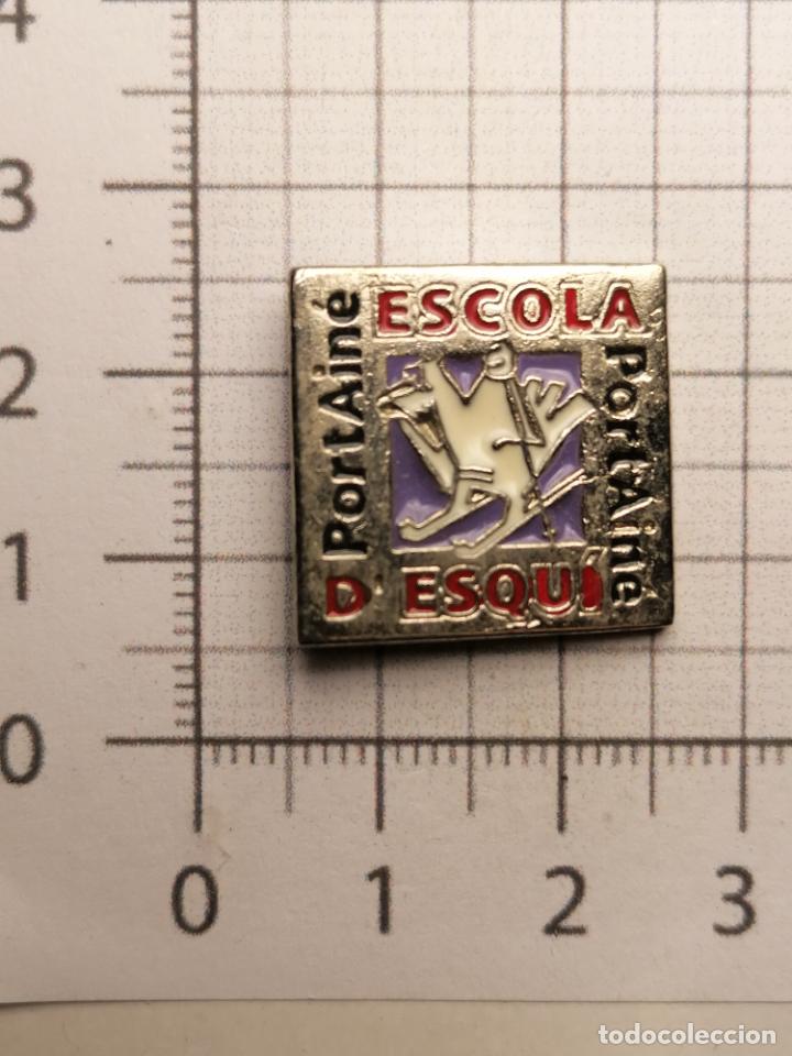 Pins de colecci&oacute;n: PIN PORT AINE ESCOLA DE ESQUI