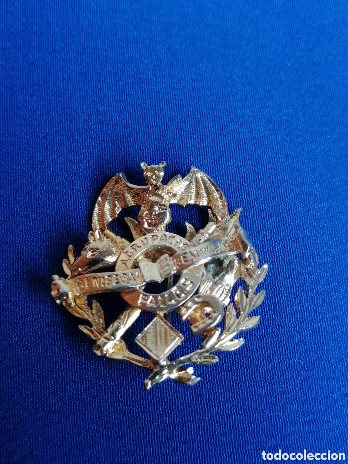 Pins de colecci&oacute;n: AGRUPACI&Oacute;N DE FALLAS DE BENIFERRI INSIGNIA - Foto 1