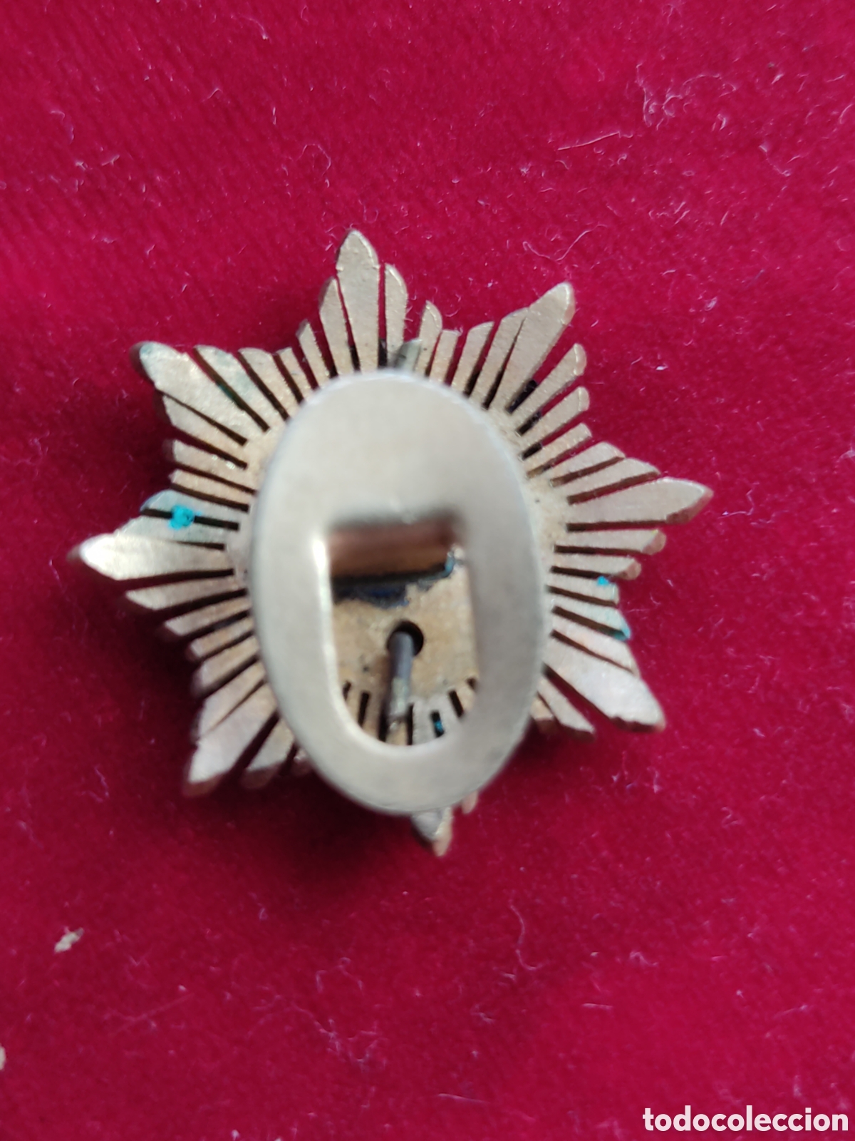 Pins de colecci&oacute;n: Pin &eacute;poca de Franco - Foto 3