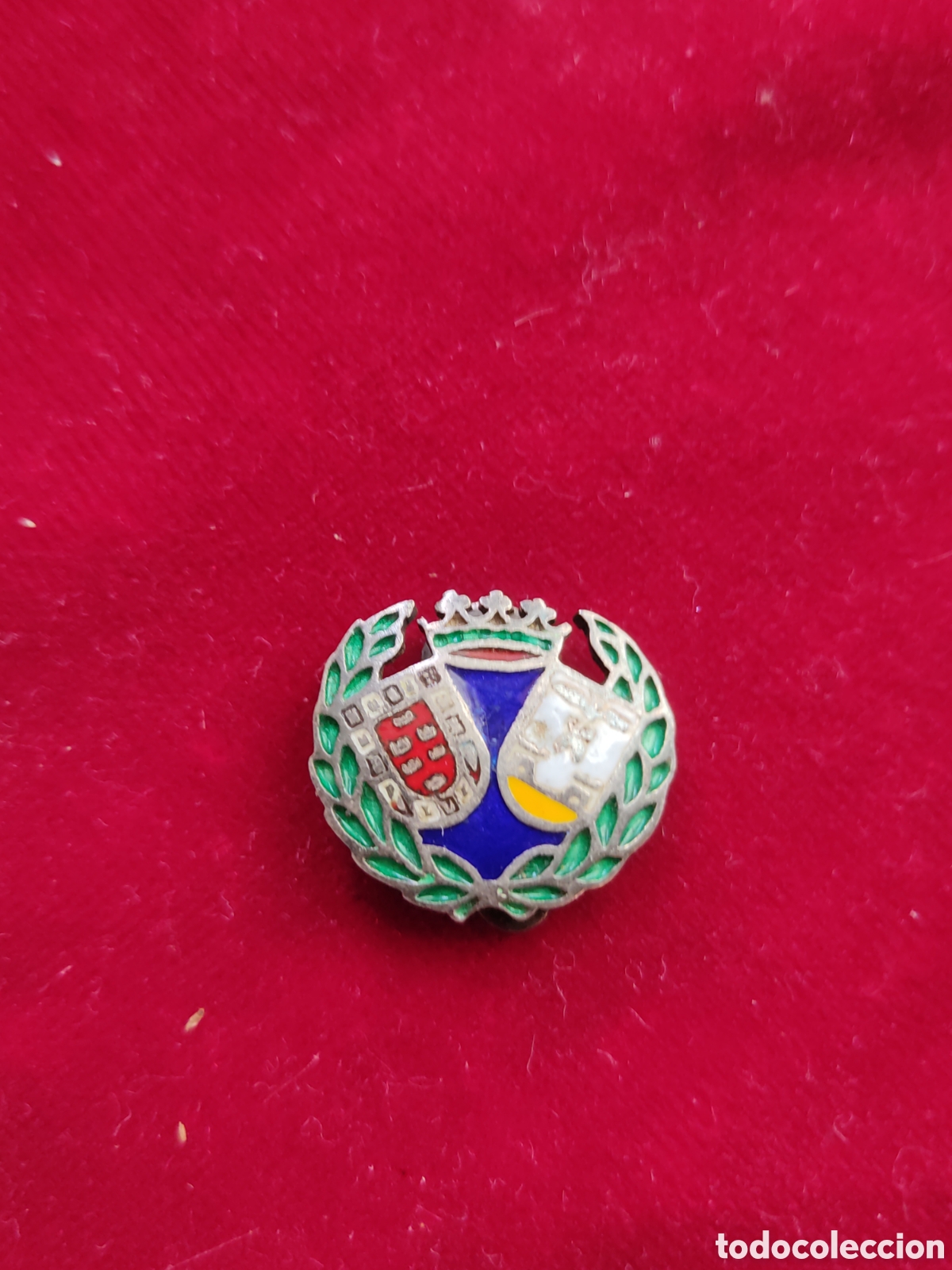 Pins de colecci&oacute;n: Pin de plata &eacute;poca de Franco. - Foto 1