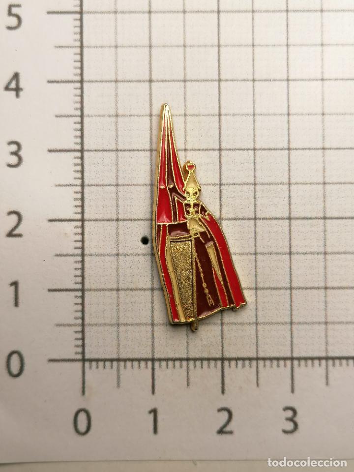 Pins de colecci&oacute;n: PIN CAPIROTE SEMANA SANTA