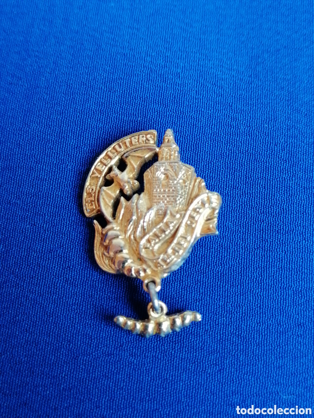 Collection pins: FALLA ELS VELLUTERS N&Uacute;MERO COMISION 10 INSIGNIA DE ALFILER