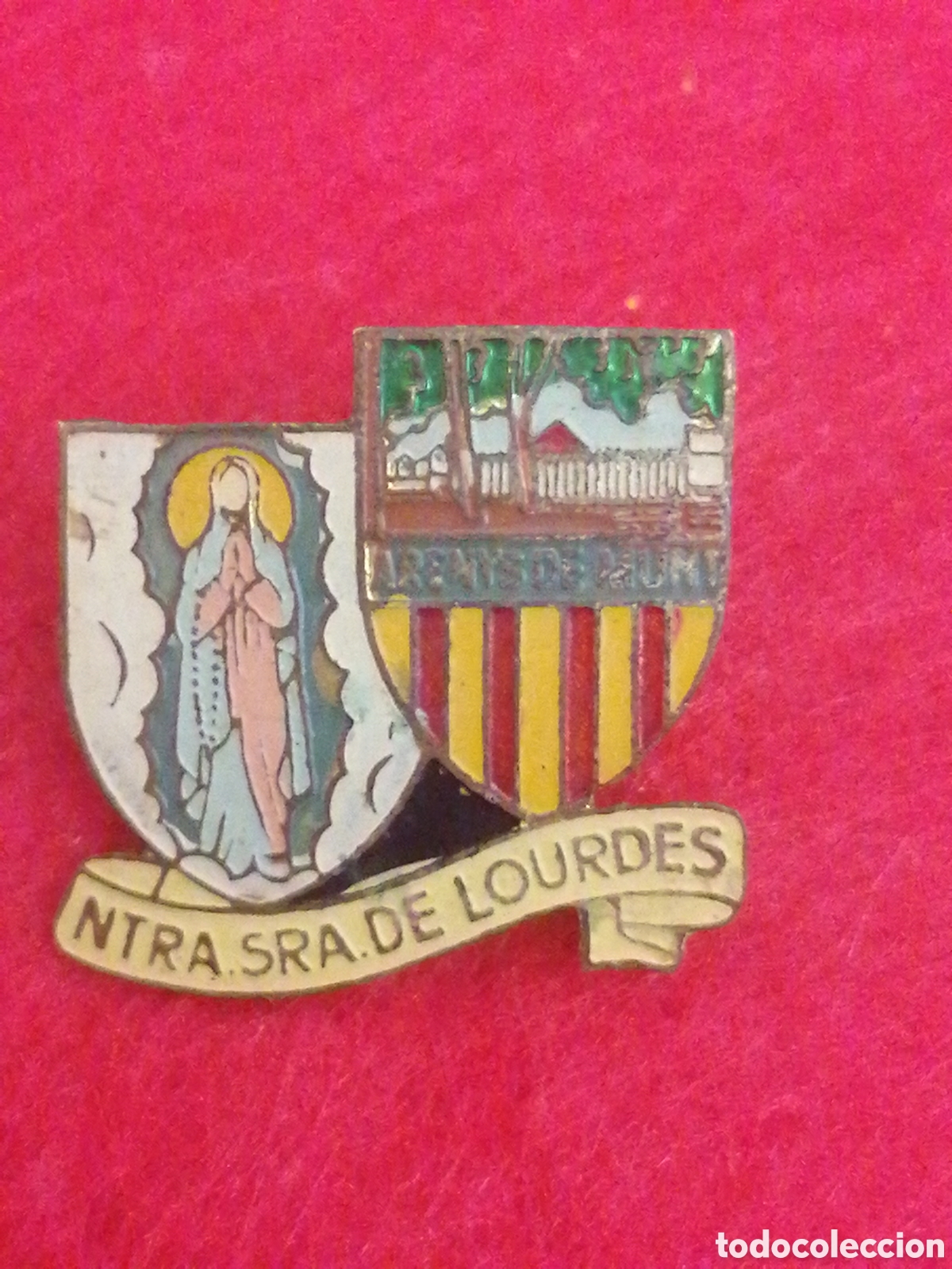 Sammlung von Pins: Pin tipo insignia tipo imperdible Nuestra Se&ntilde;ora de Lourdes Arenys de Munt