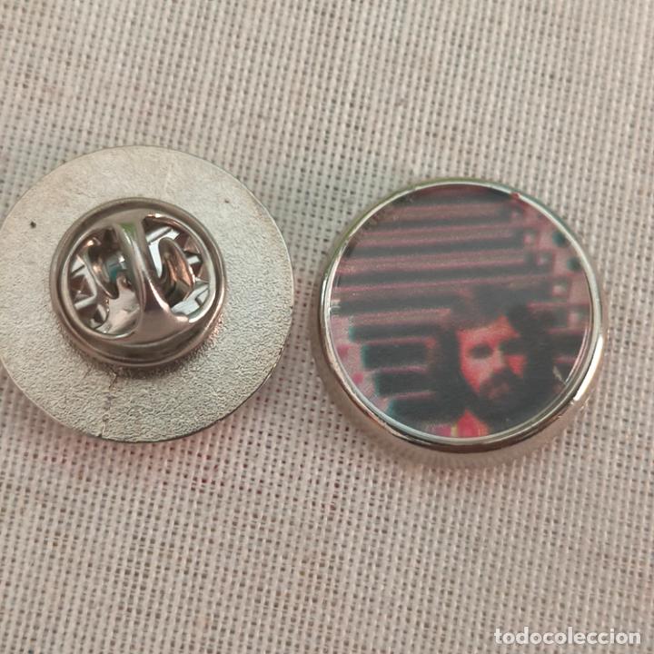Pins e Spille di collezione: pin redondo metal - f&uacute;tbol equipo club Atl&eacute;tico de Madrid JUGADOR