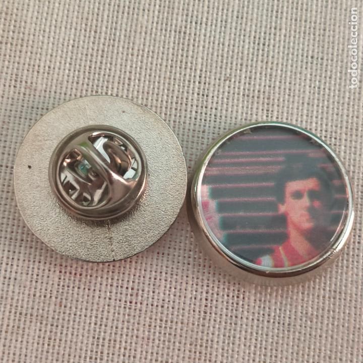 Pins de cole&ccedil;&atilde;o: pin redondo metal - f&uacute;tbol equipo club Atl&eacute;tico de Madrid JUGADOR