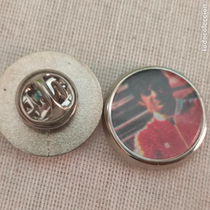 Pins de cole&ccedil;&atilde;o: pin redondo metal - f&uacute;tbol equipo club Atl&eacute;tico de Madrid JUGADOR