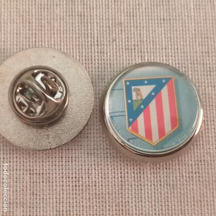 Collection pins: pin redondo metal - f&uacute;tbol equipo club Atl&eacute;tico de Madrid JUGADOR