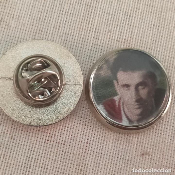 Pins de cole&ccedil;&atilde;o: pin redondo metal - f&uacute;tbol equipo club Atl&eacute;tico de Madrid JUGADOR