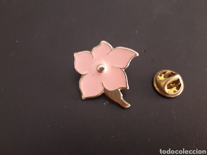 Pins de colecci&oacute;n: PIN FLOR, FLORA PEDIDO M&Iacute;NIMO 3&euro; - Foto 1
