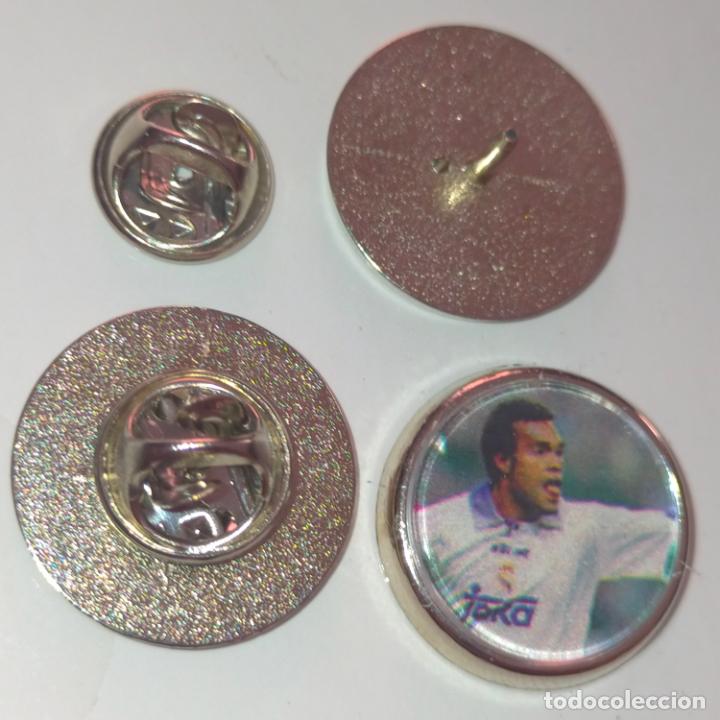 Pin's de collection: PIN REDONDO METAL - FUTBOL JUGADOR DEL EQUIPO FUTBOL historia del REAL MADRID