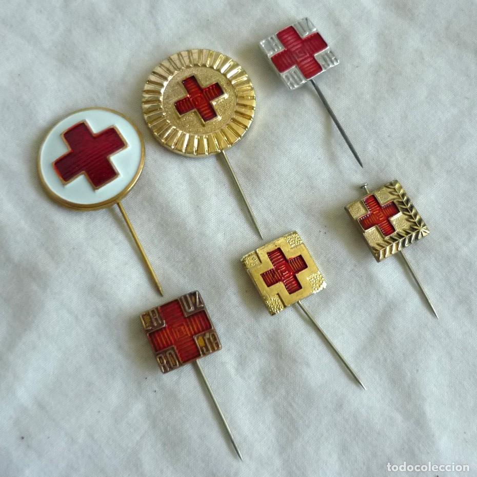 Pins e Spille di collezione: 6 alfileres de la Cruz Roja, todos distintos
