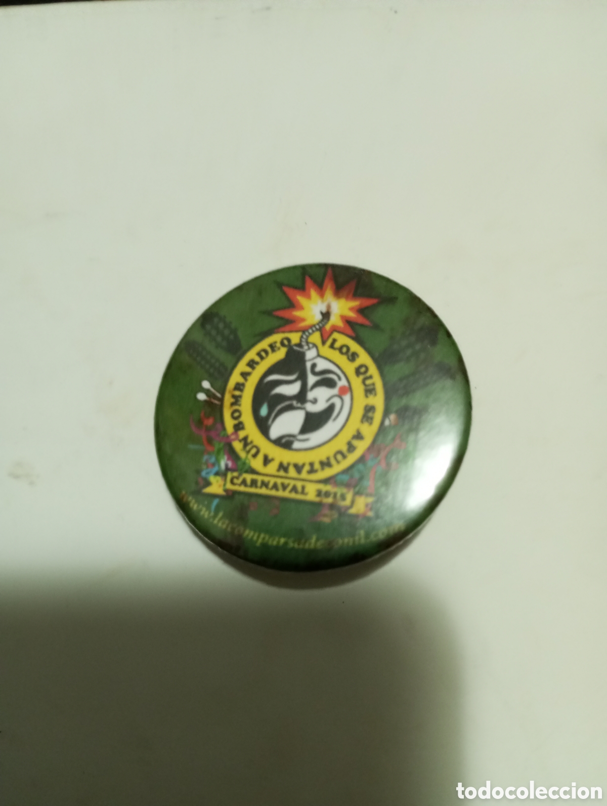 Pins de colecci&oacute;n: Carnaval de C&aacute;diz chapa chirigota los que se apuntan a un bombardeo