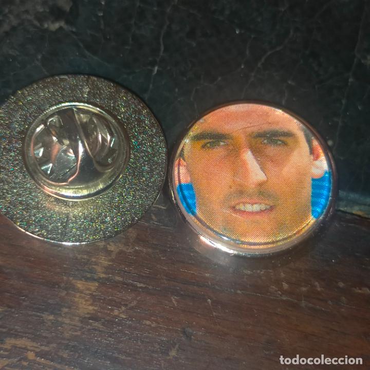 Pins de colecci&oacute;n: pin redondo metal - f&uacute;tbol equipo club Atl&eacute;tico de Madrid JUGADOR