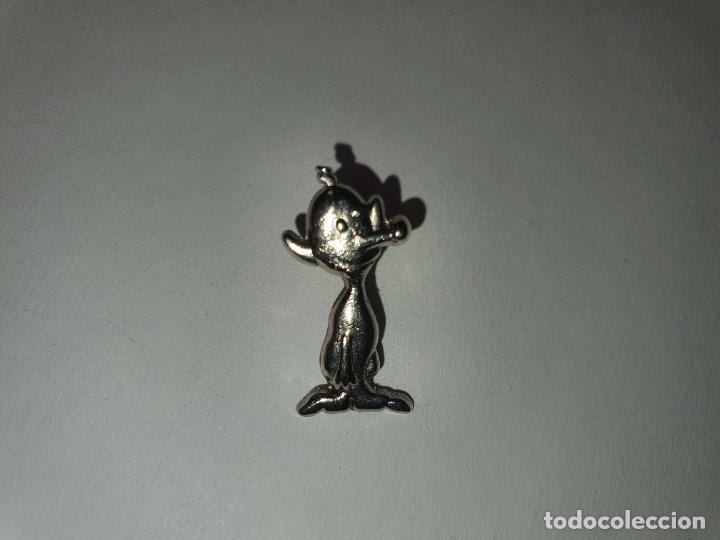 Pins de colecci&oacute;n: PIN CHAPA -- ALIEN - Foto 1