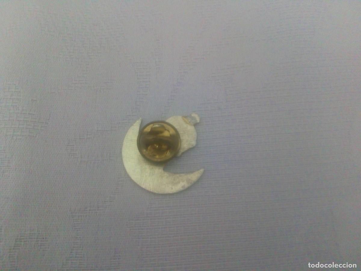 Pins de colecci&oacute;n: PIN PIOLIN EN LA LUNA - Foto 2