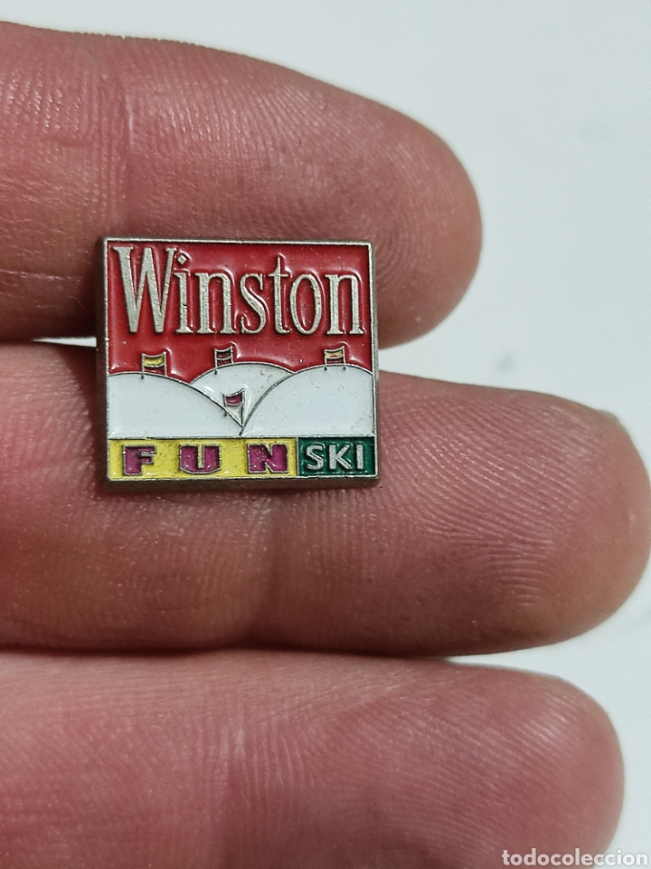 Pins de colecci&oacute;n: Pin Winston FUN ski - Foto 1