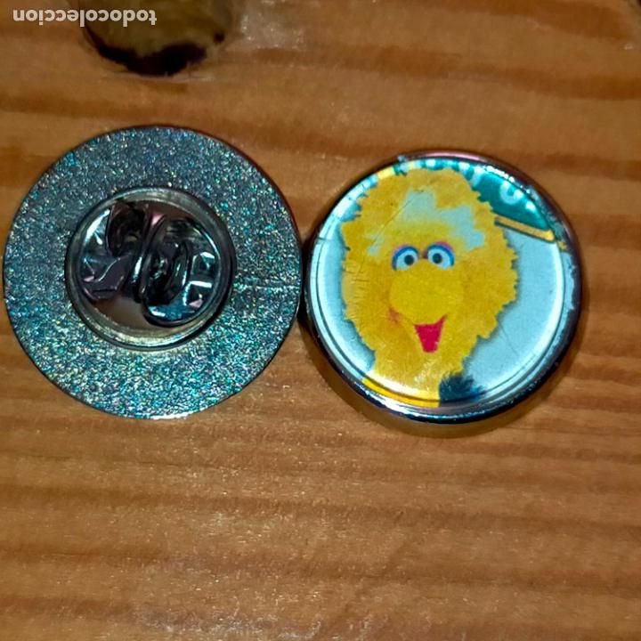 Collection pins: pin redondo metal - dibujos animados la gallina caponata