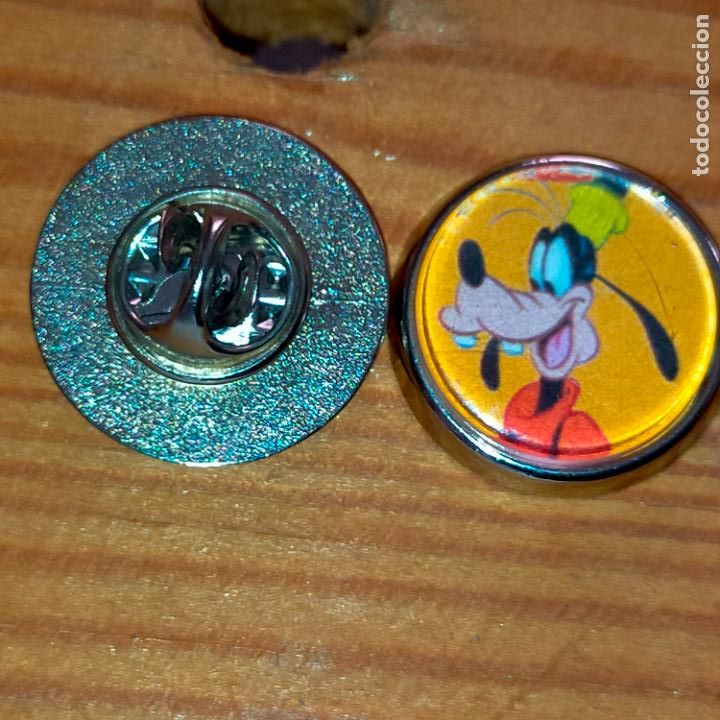 Sammlung von Pins: pin redondo metal - dibujos animandos disney