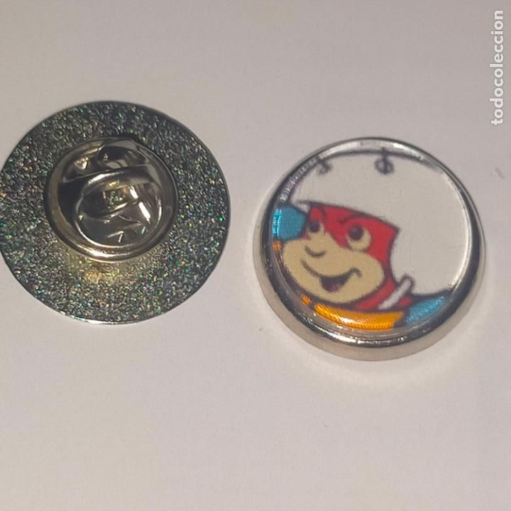 Pins de colecci&oacute;n: pin redondo metal - dibujos animados - la hormiga at&oacute;mica