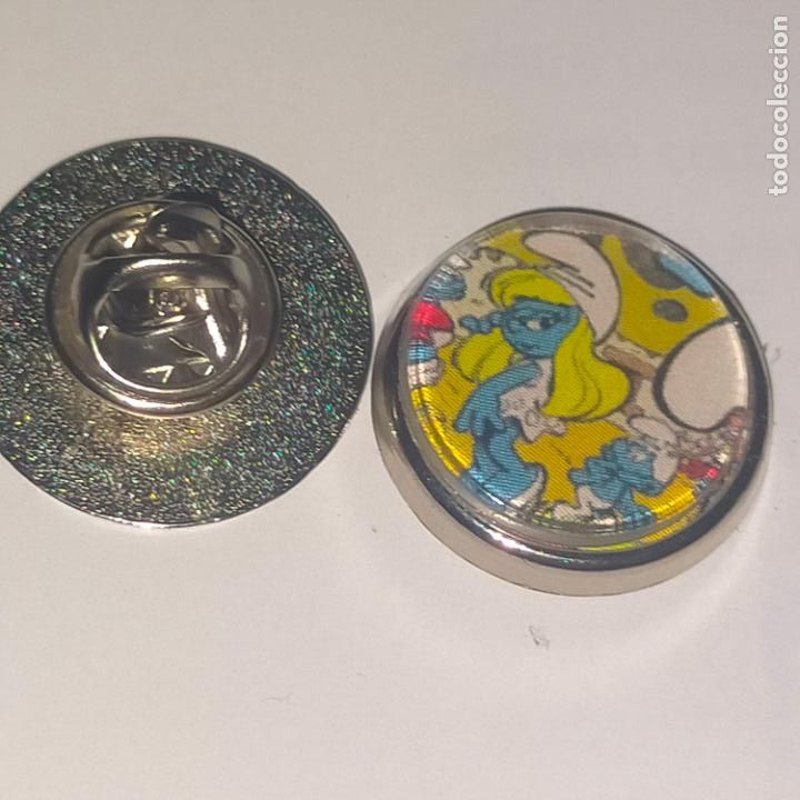 Pin's de collection: pin redondo metal - dibujos animados - los pitufos