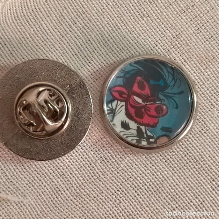 Collection pins: PIN REDONDO METAL - c&oacute;mic personajes Tom&aacute;s el gafe