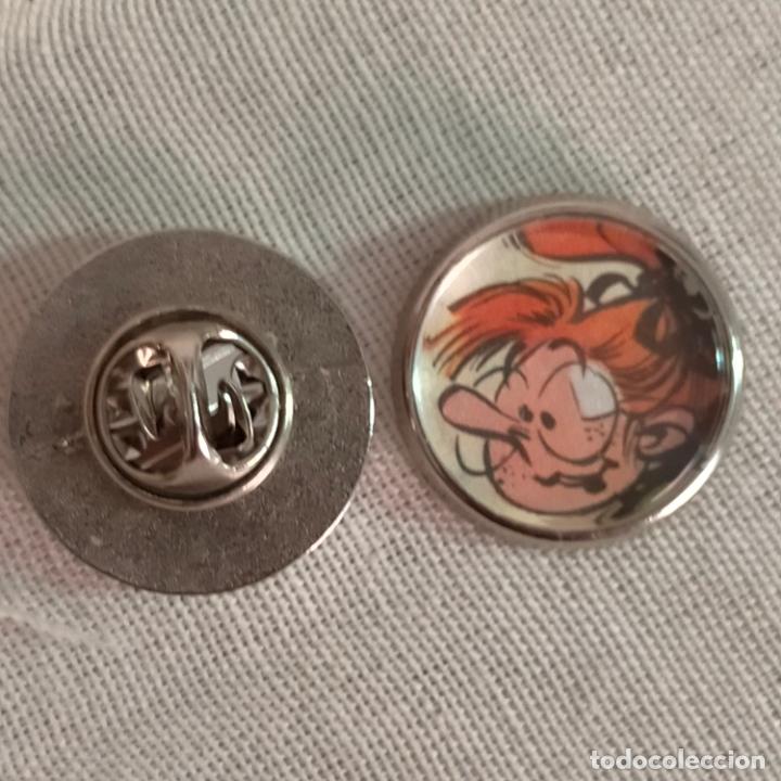 Pin's de collection: PIN REDONDO METAL - c&oacute;mic personajes Tom&aacute;s el gafe