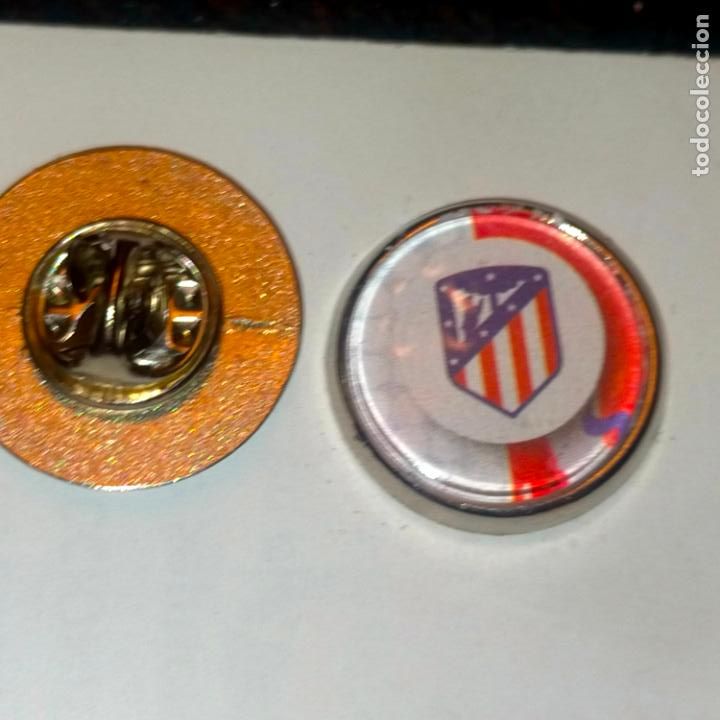 Collection pins: pin redondo metal - f&uacute;tbol equipo club Atl&eacute;tico de Madrid JUGADOR
