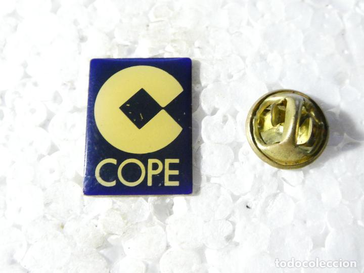 Pins de colecci&oacute;n: PIN DE RADIO TELEVISI&Oacute;N. COPE