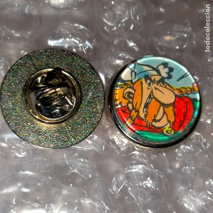 Pins de colecci&oacute;n: PIN REDONDO METAL - Ast&eacute;rix y Ob&eacute;lix personajes