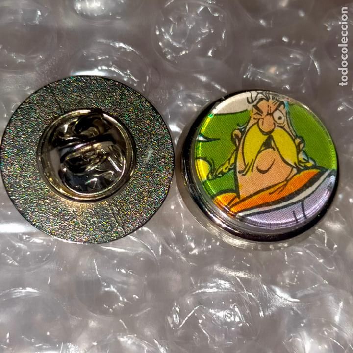 Pins de colecci&oacute;n: PIN REDONDO METAL - Ast&eacute;rix y Ob&eacute;lix personajes