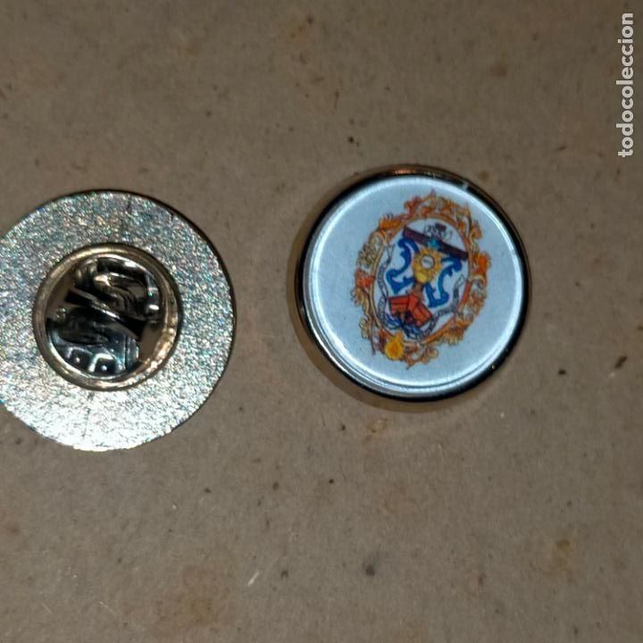 Pins de colecci&oacute;n: PIN REDONDO METAL - cofrad&iacute;a hermandad congregaci&oacute;n escudo semana Santa sevilla