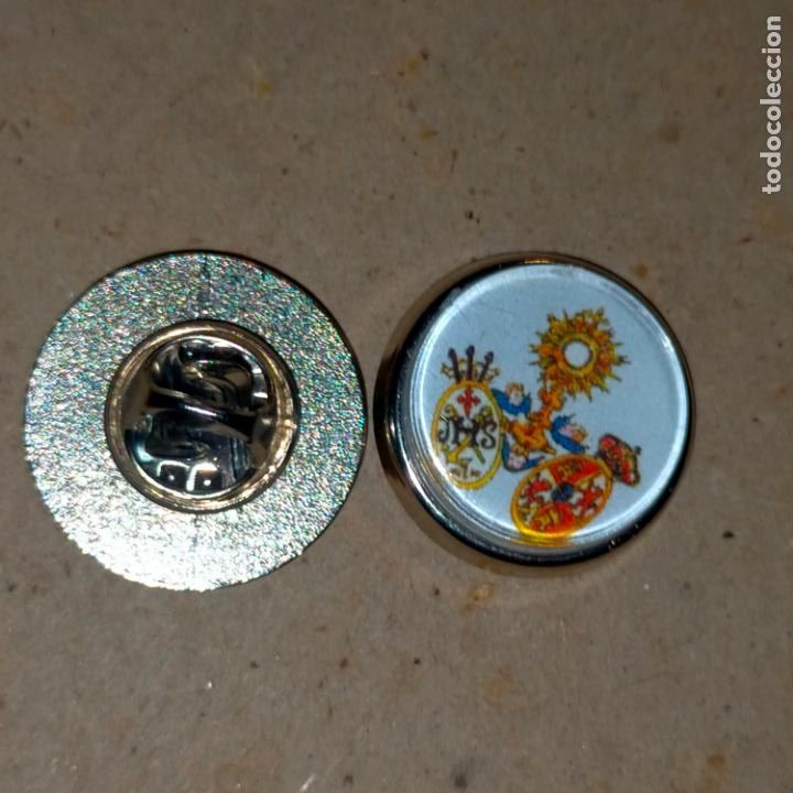 Pins de cole&ccedil;&atilde;o: PIN REDONDO METAL - cofrad&iacute;a hermandad congregaci&oacute;n escudo semana Santa sevilla