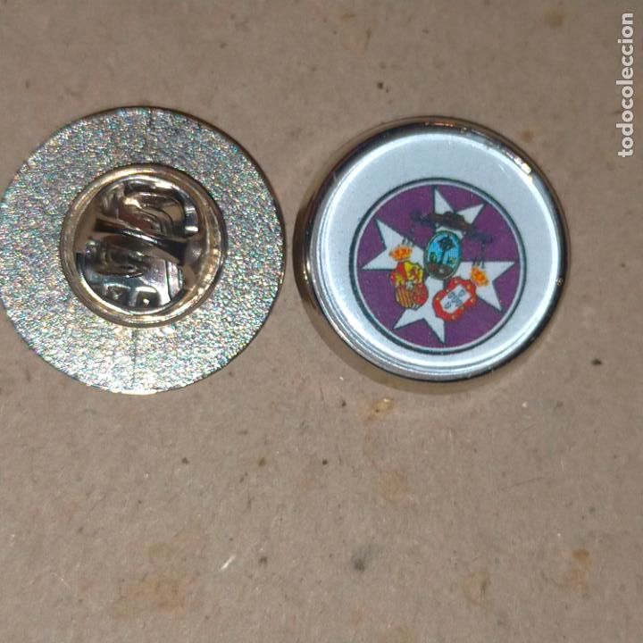 Pins de colecci&oacute;n: PIN REDONDO METAL - cofrad&iacute;a hermandad congregaci&oacute;n escudo semana Santa sevilla