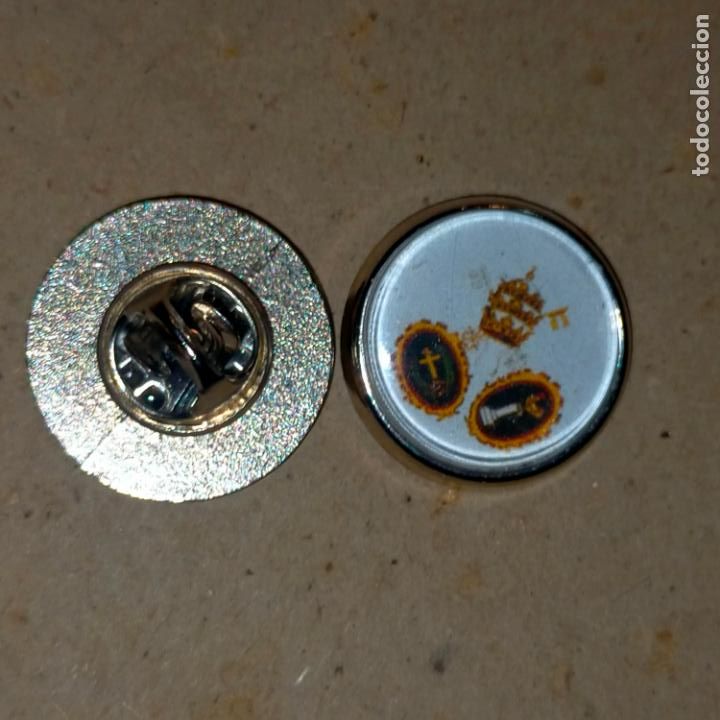 Pins de colecci&oacute;n: PIN REDONDO METAL - cofrad&iacute;a hermandad congregaci&oacute;n escudo semana Santa sevilla