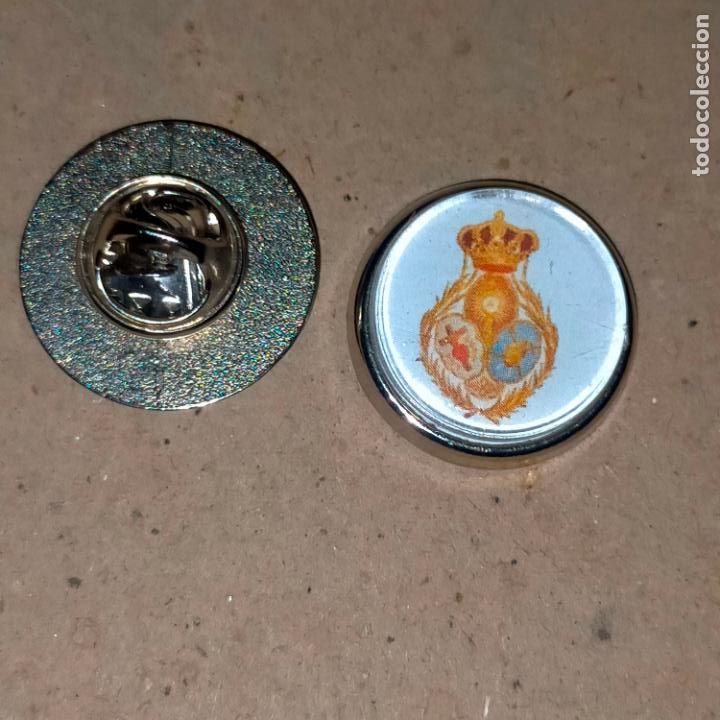 Pins de cole&ccedil;&atilde;o: PIN REDONDO METAL - cofrad&iacute;a hermandad congregaci&oacute;n escudo semana Santa sevilla